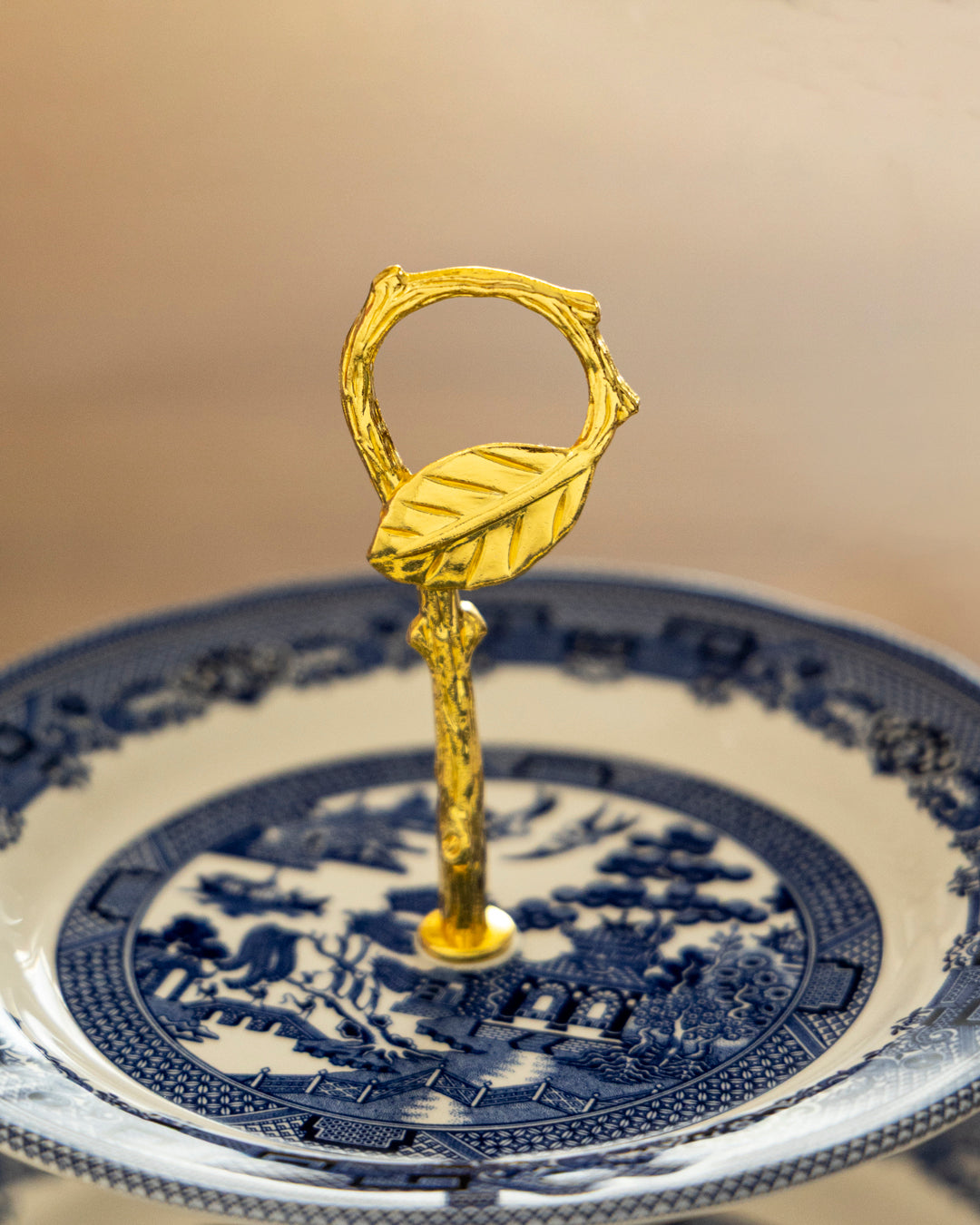 Blue Willow Heritage 2-Tier Cake Stand