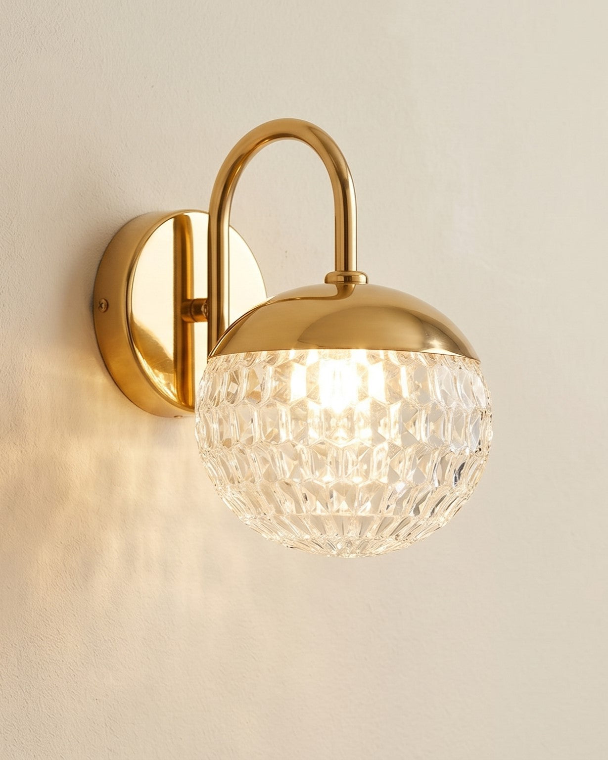 Aurevon Globe LED Wall Light