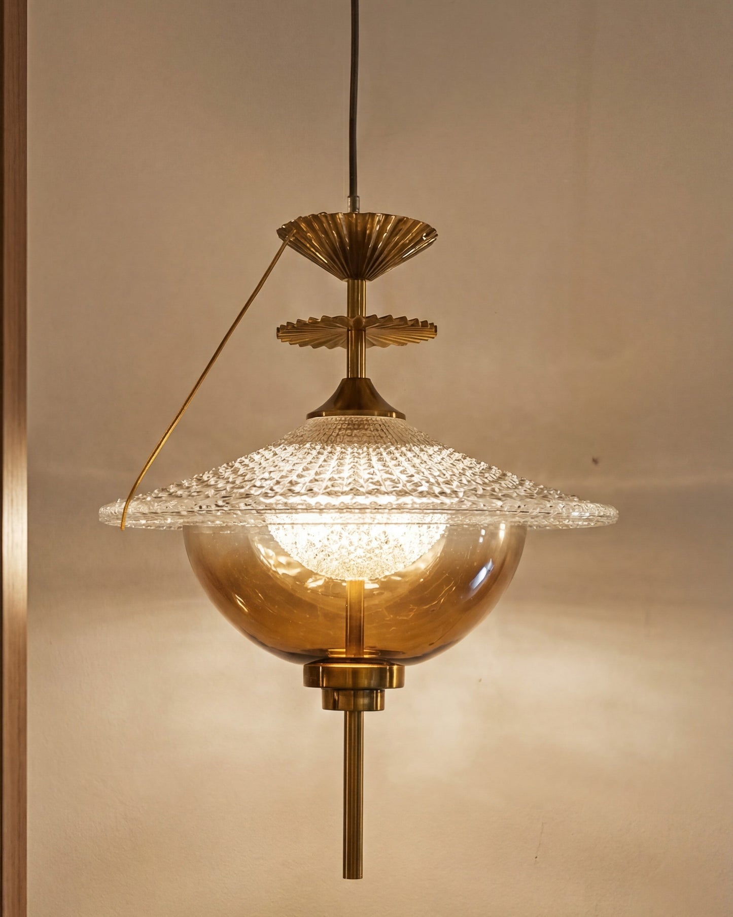 Imperion Crest Pendant Light