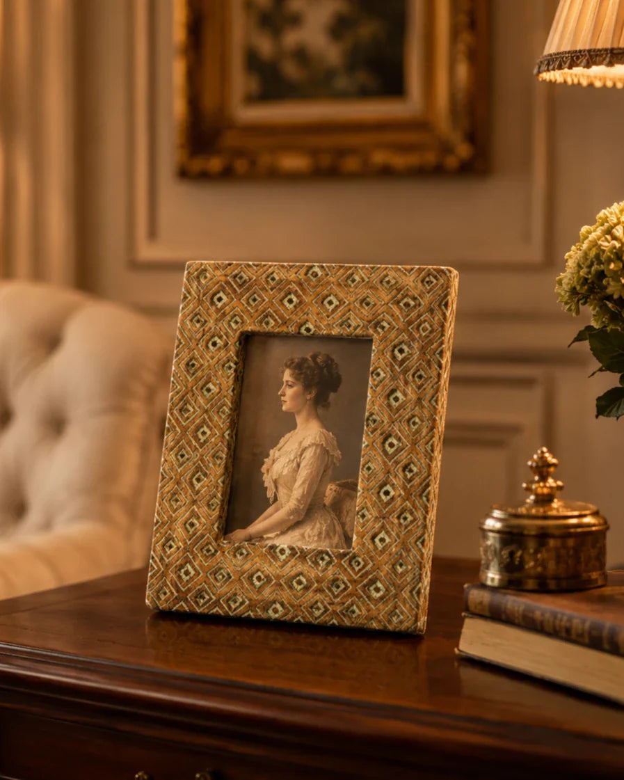 Moroccan Diamond Pattern Photo Frame