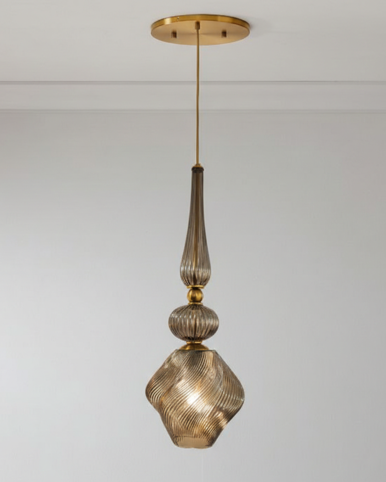 Valenora Heirloom Pendant Light - Smoke