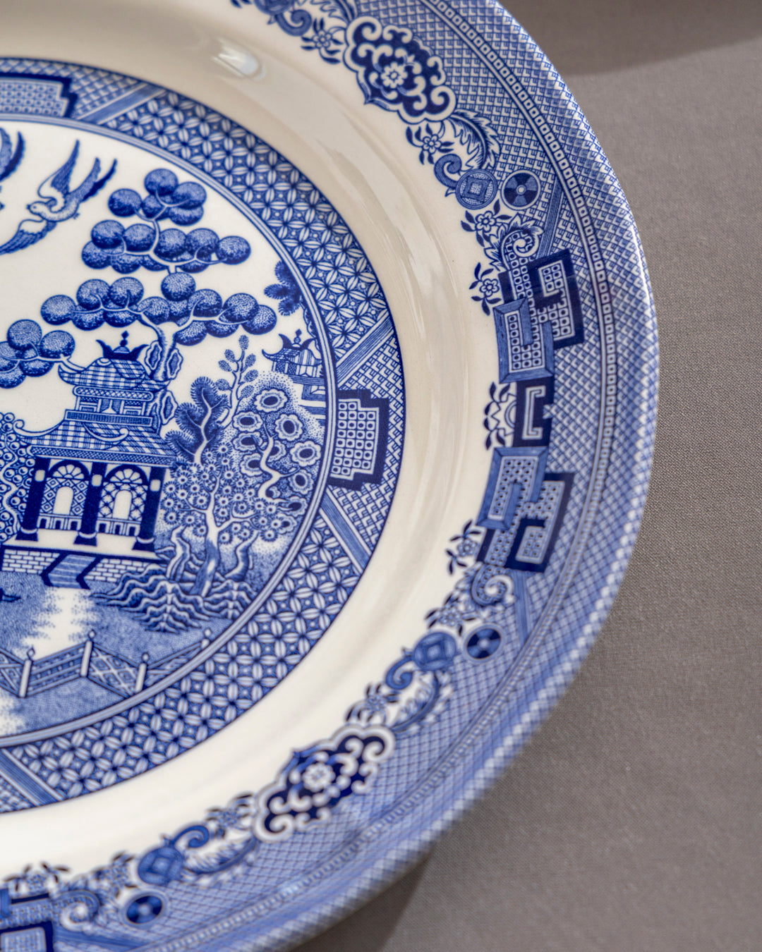 Blue Willow Heritage Dinner Plate