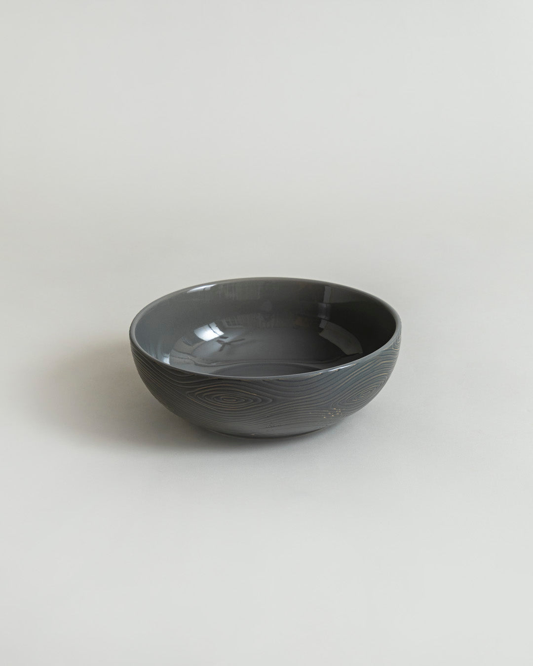 Woodgrain Pattern Serving Bowl - Black