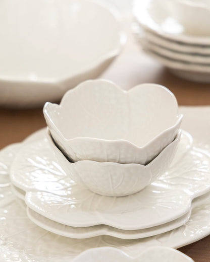 White Leaf Elegance - 26 Piece Dinner Set