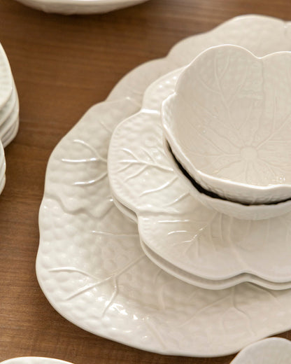 White Leaf Elegance - 26 Piece Dinner Set