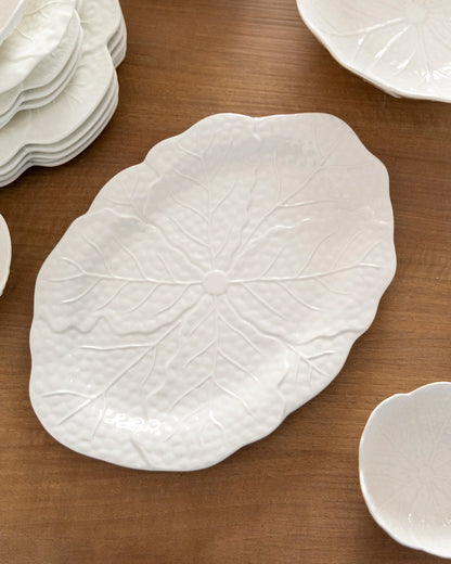 White Leaf Elegance - 26 Piece Dinner Set