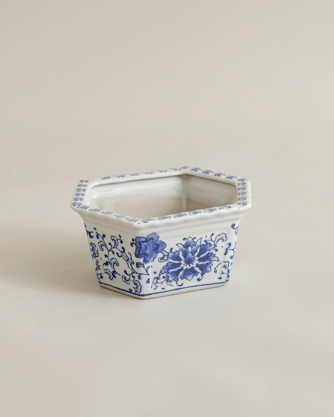 Blue Blossom Heritage Planter - 23 cm