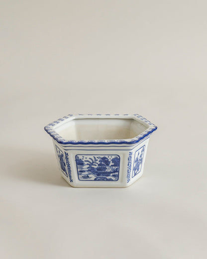 Blue Willow Scenic Planter - 30 cm