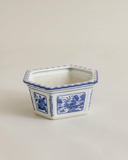 Blue Willow Scenic Planter - 30 cm