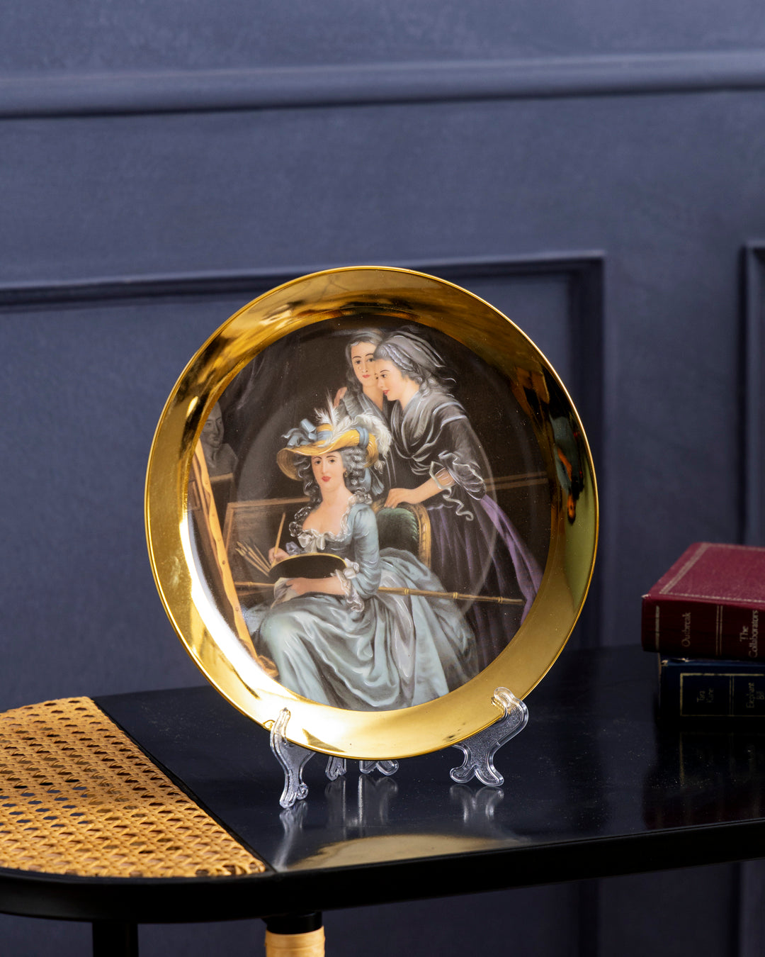 Victorian Elegance Golden Rim Decorative Plates - 10"
