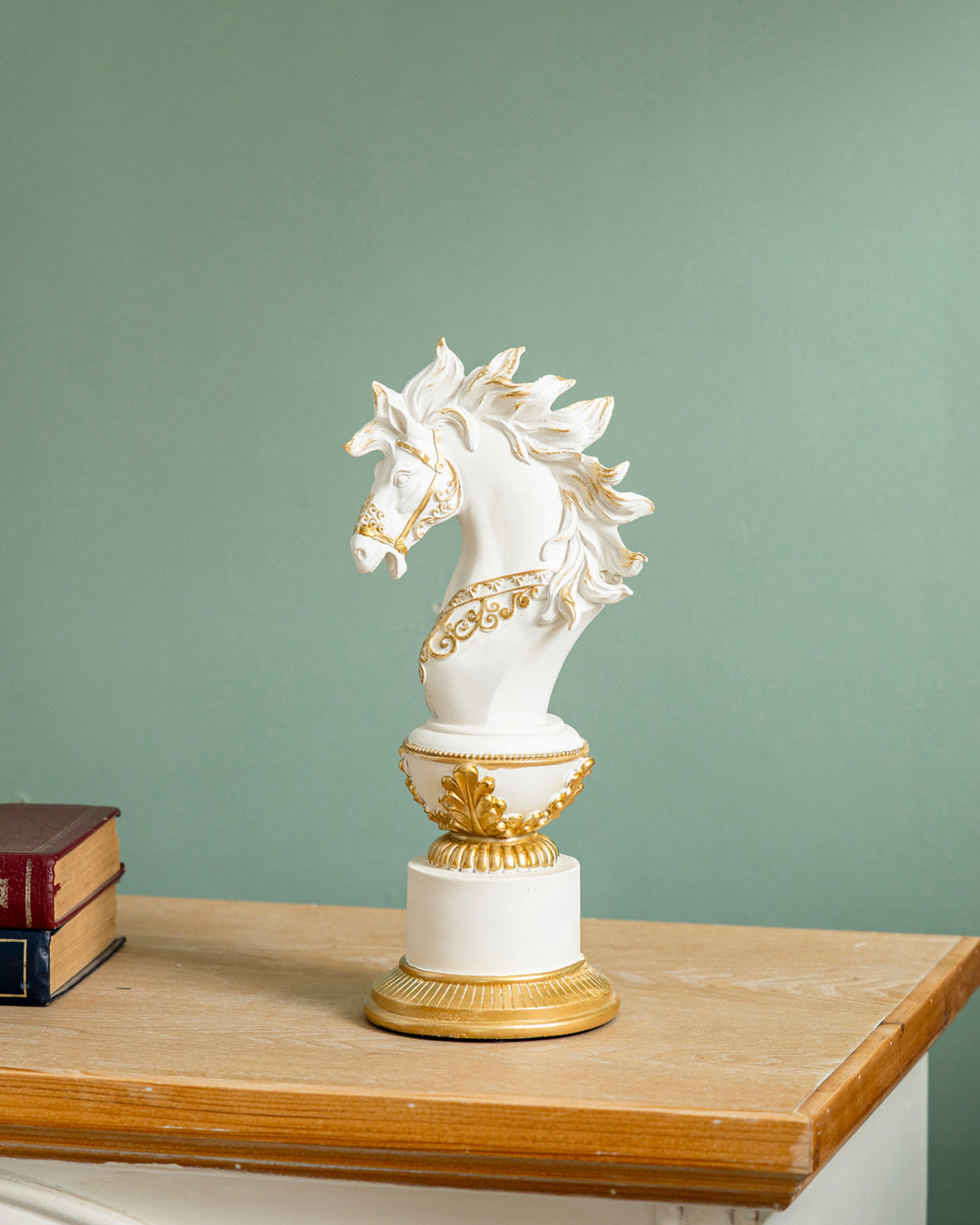 Royal Chess Piece Decorative Sculpture Set Of 3 - White