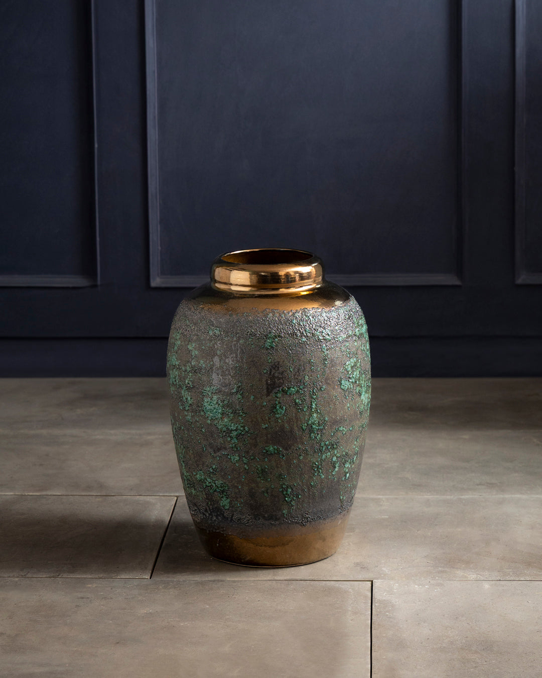 Obsidian Moss Floor Vase - Small