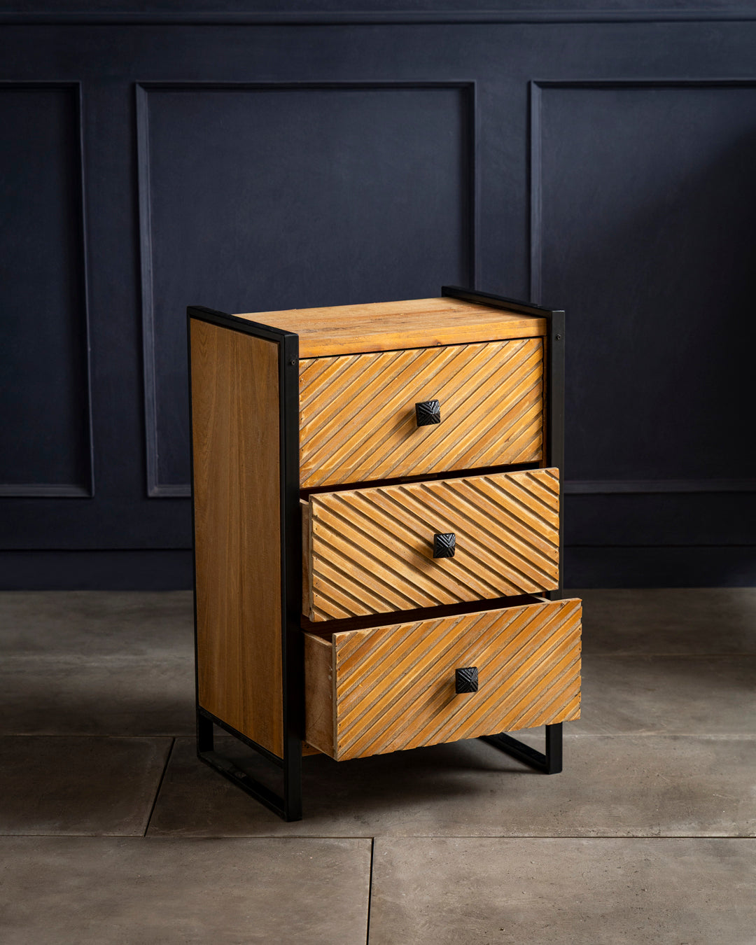 Chevron Grain 3-Drawer Bedside Cabinet
