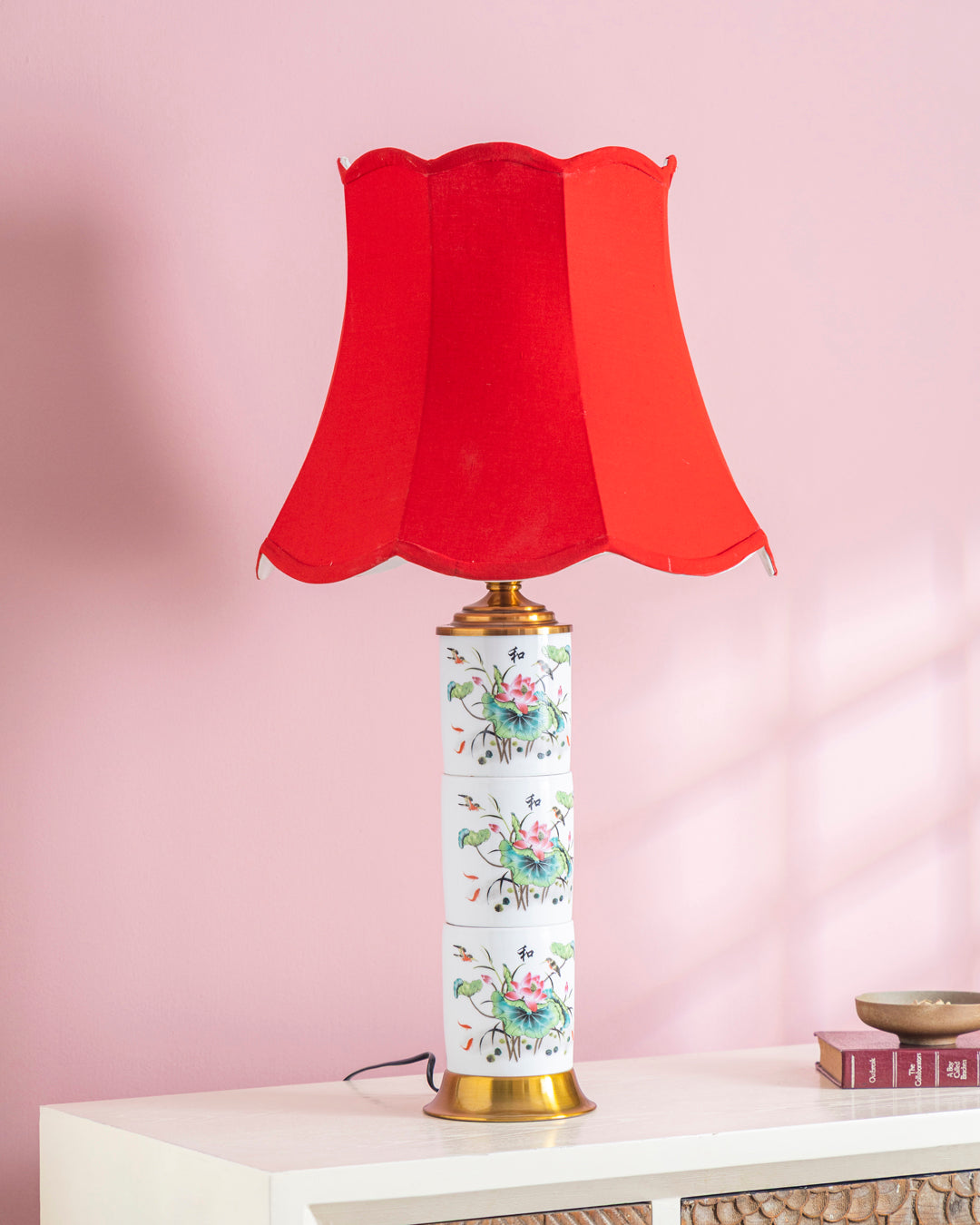 Lotus Harmony Ceramic Table Lamp