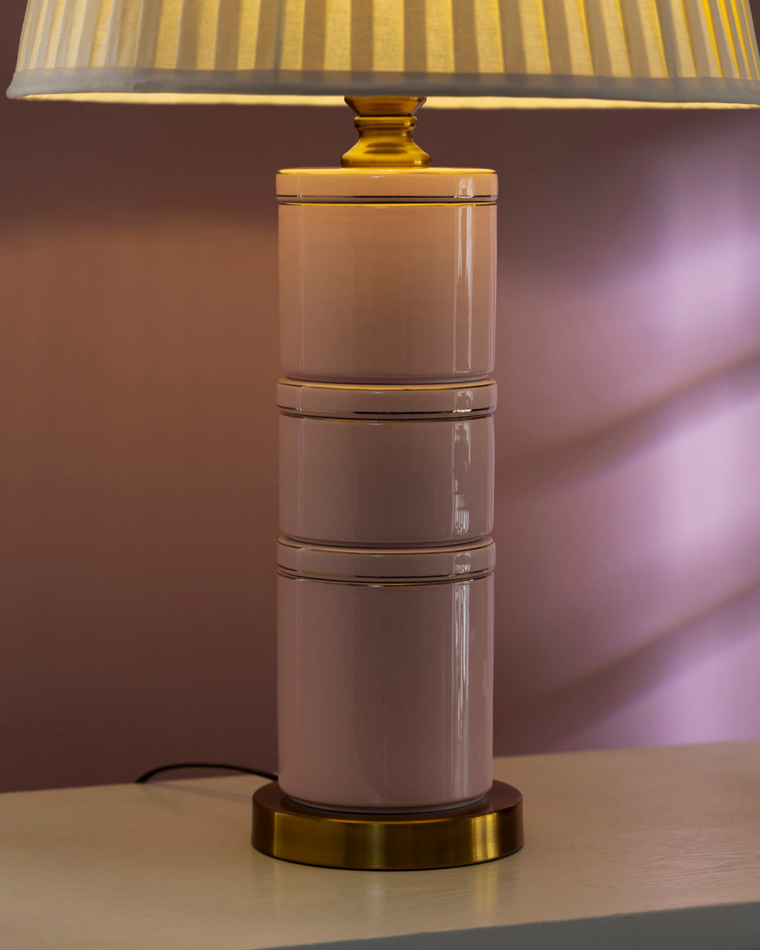 Ivory Elegance Ceramic Table Lamp