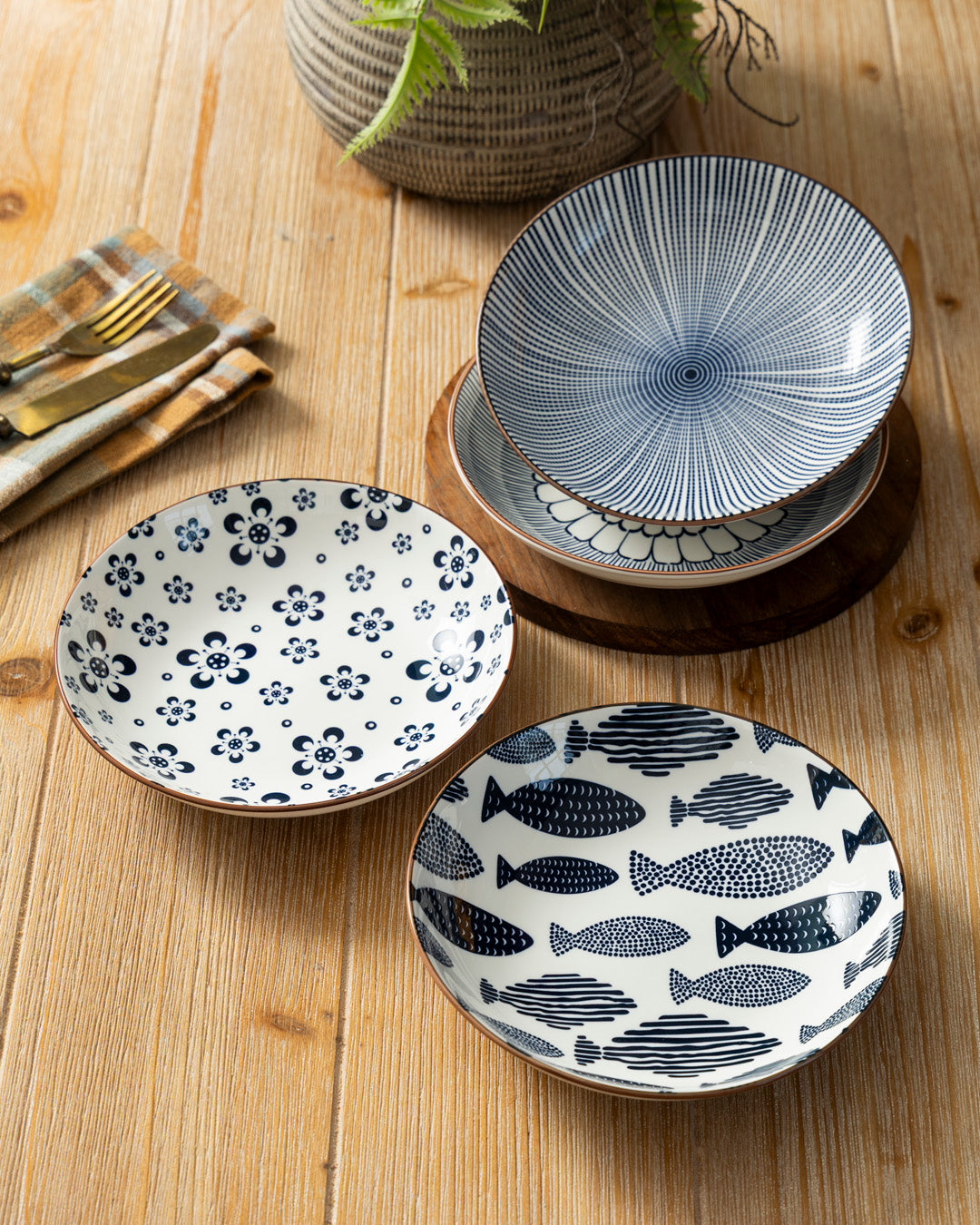 Ocean Bloom Pasta Bowl - Set Of 4