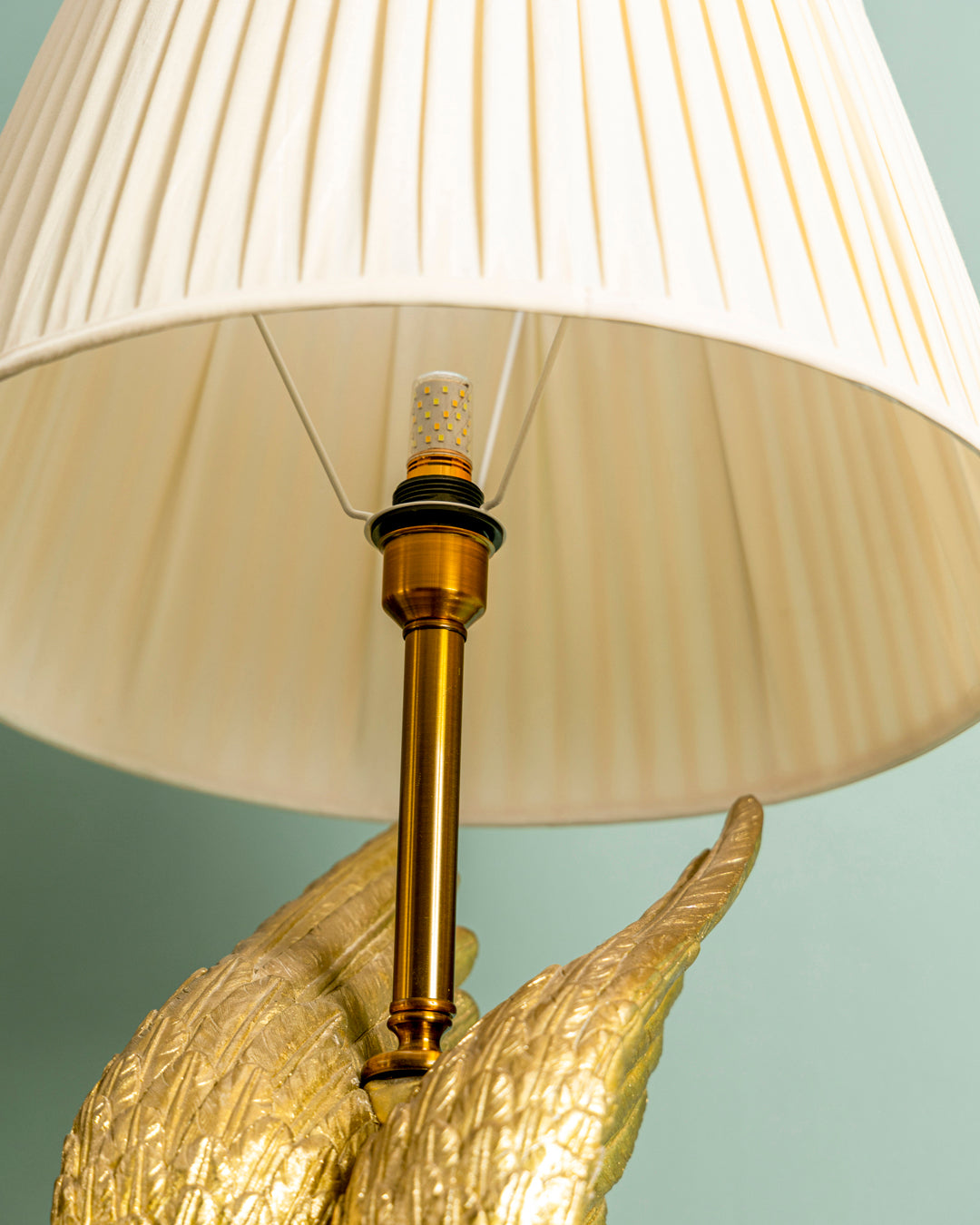 Golden Angel Wings Table Lamp