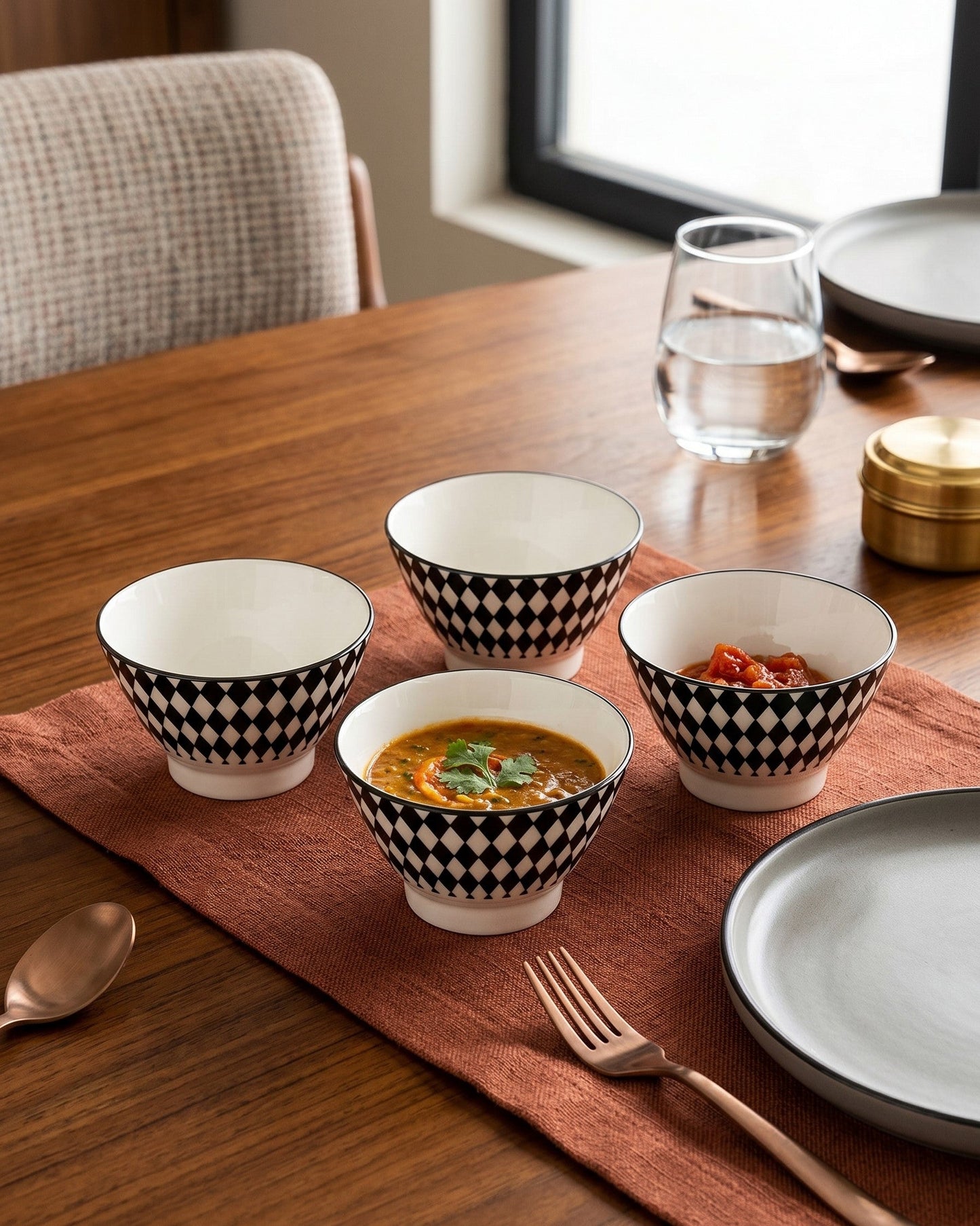 Mono Pattern Bowl - Set Of 4 Style - 2