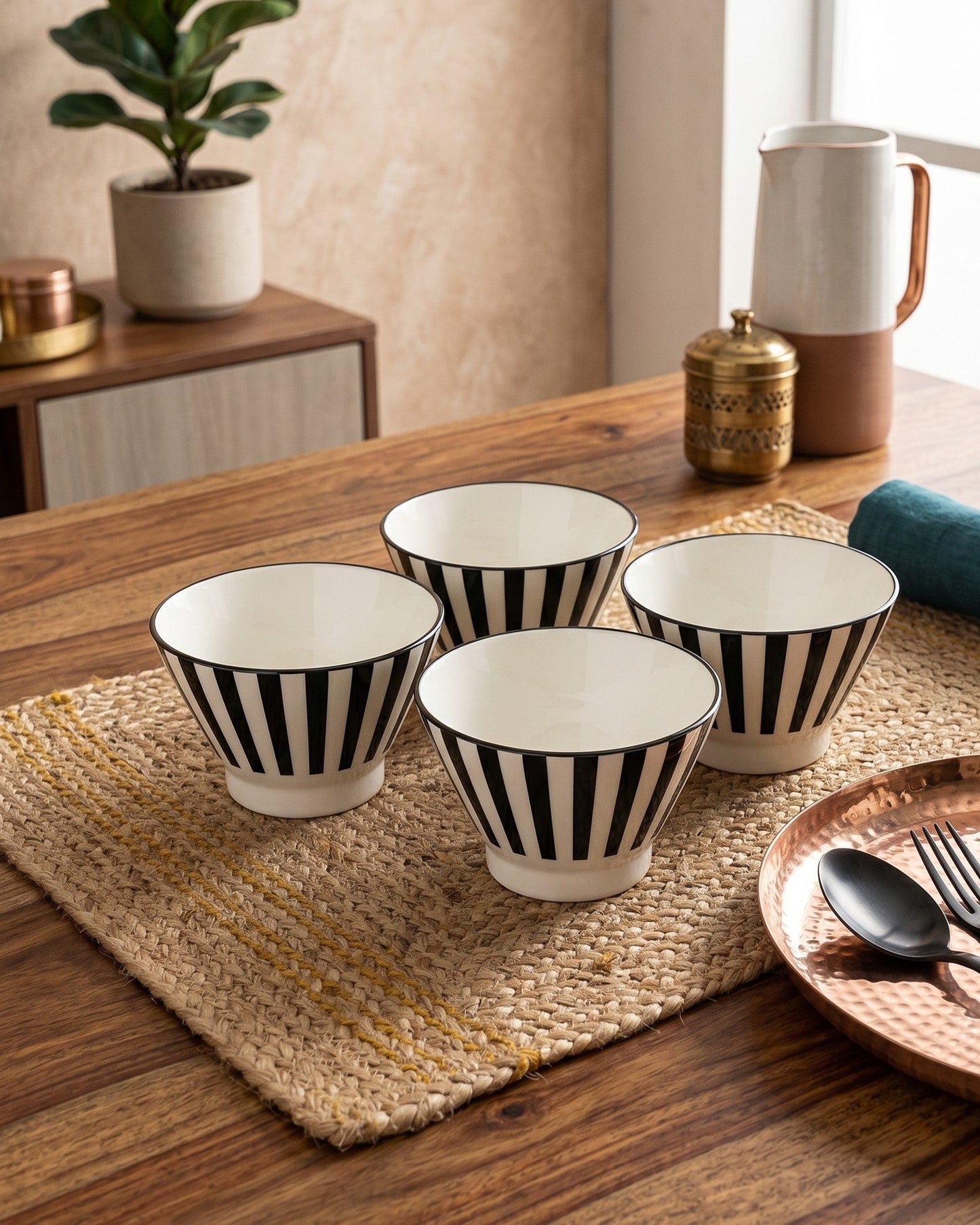 Mono Pattern Bowl - Set Of 4 Style - 1