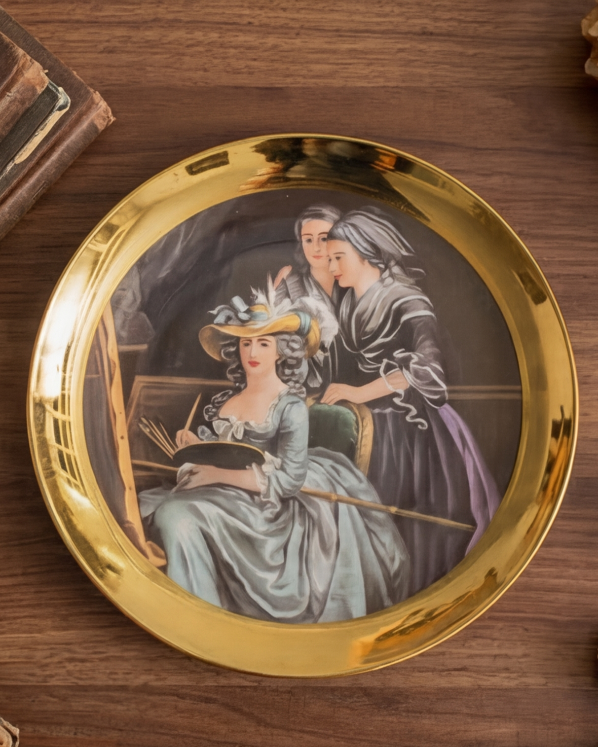 Victorian Elegance Golden Rim Decorative Plates - 10"