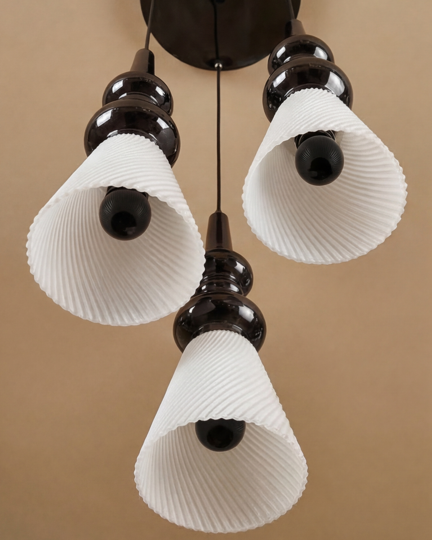 Twist Cone Trio Pendant Light