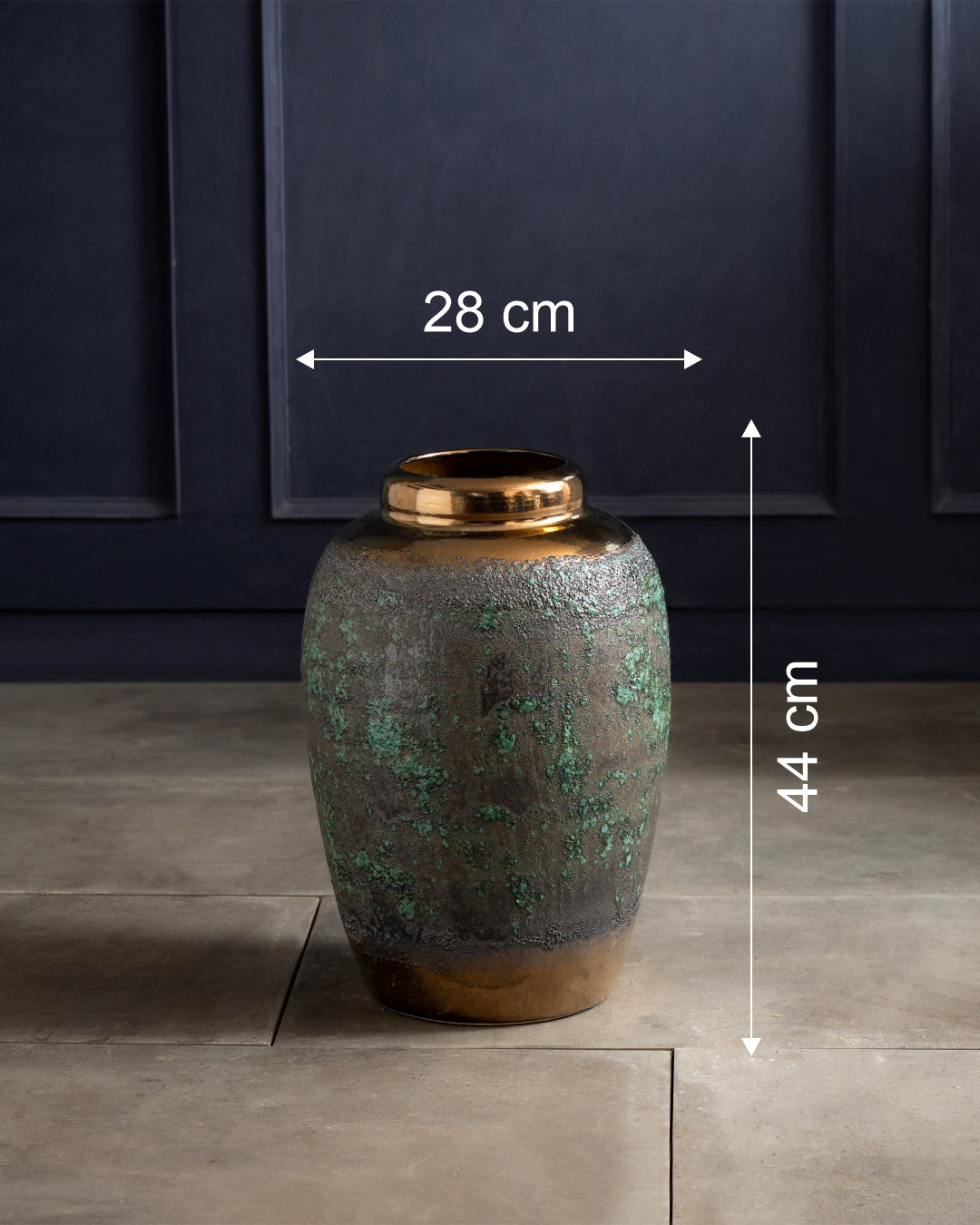 Obsidian Moss Floor Vase - Small