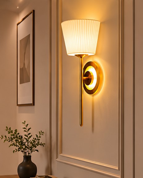 LuxeGlow Modern Gold Wall Sconce
