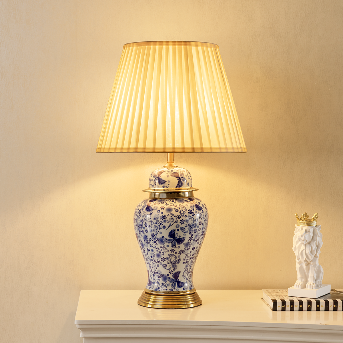 Antique Aura Designer Table Lamps for Living Room