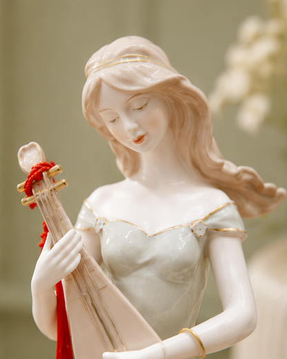 Pipa Victorian Lady - Fine Porcelain Figurine
