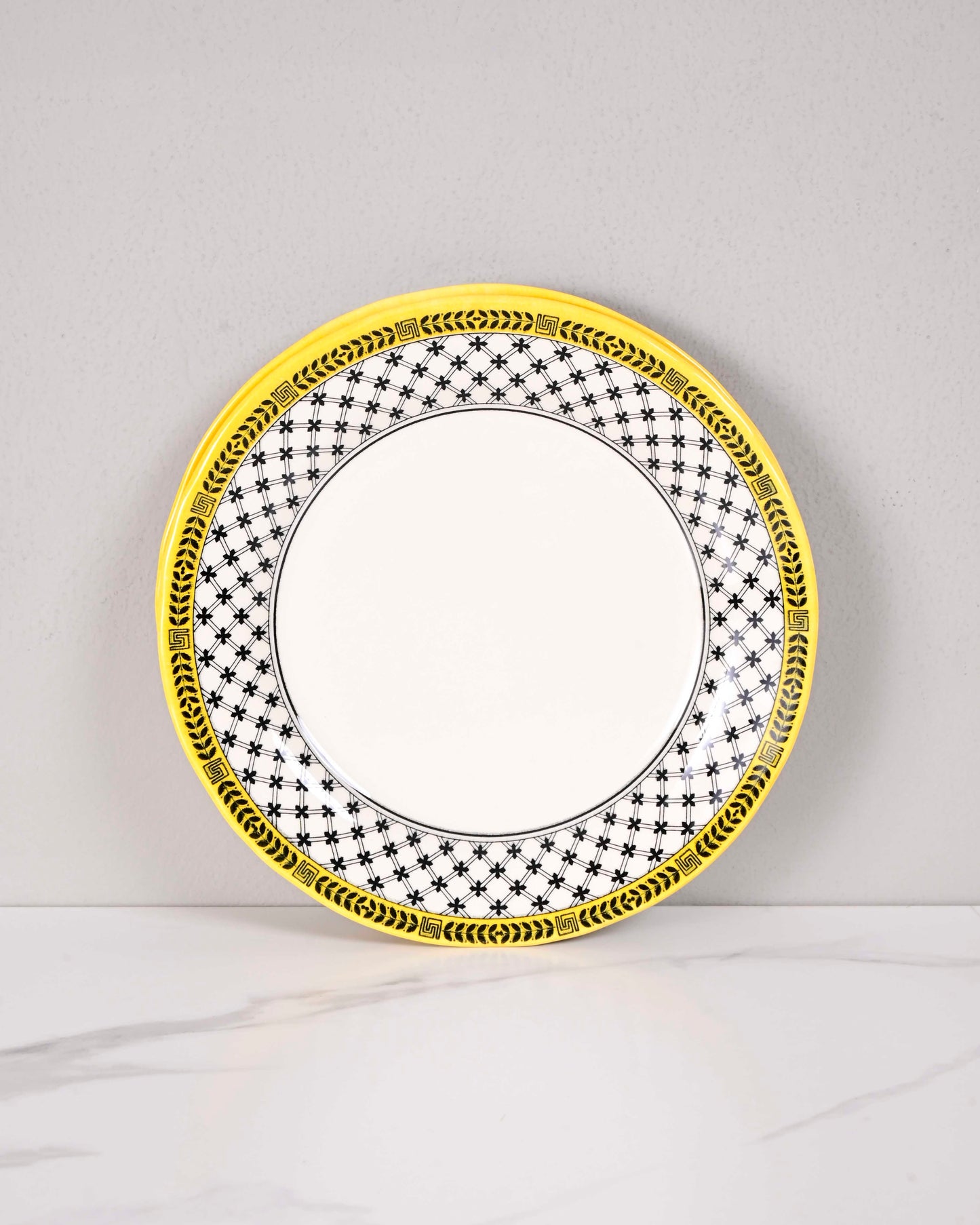 Vintage Motif Quarter Plate