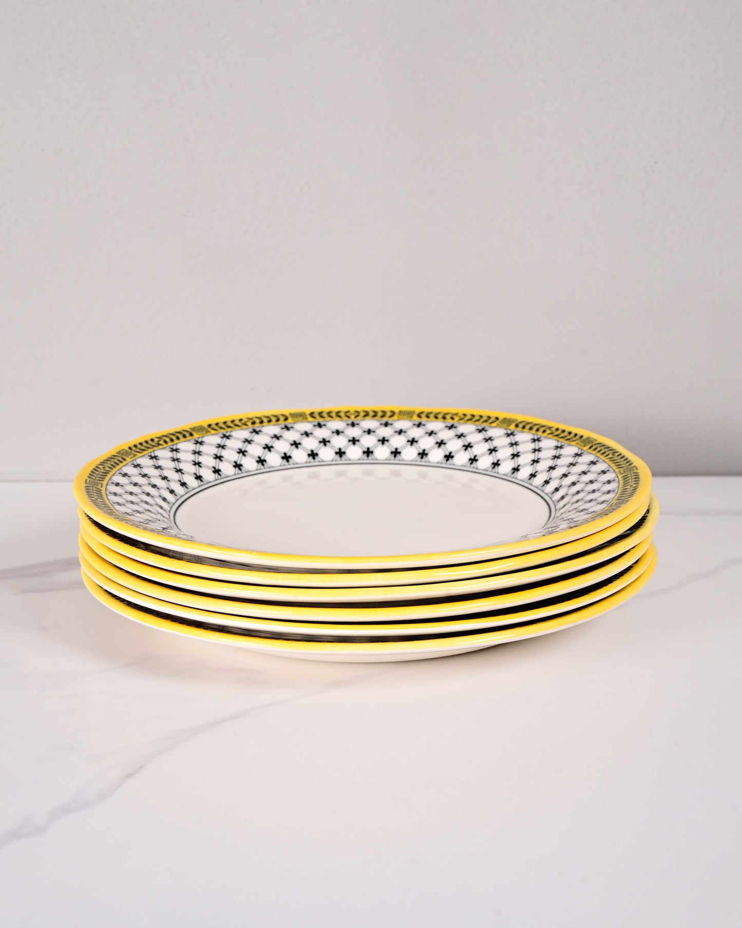 Vintage Motif Quarter Plate