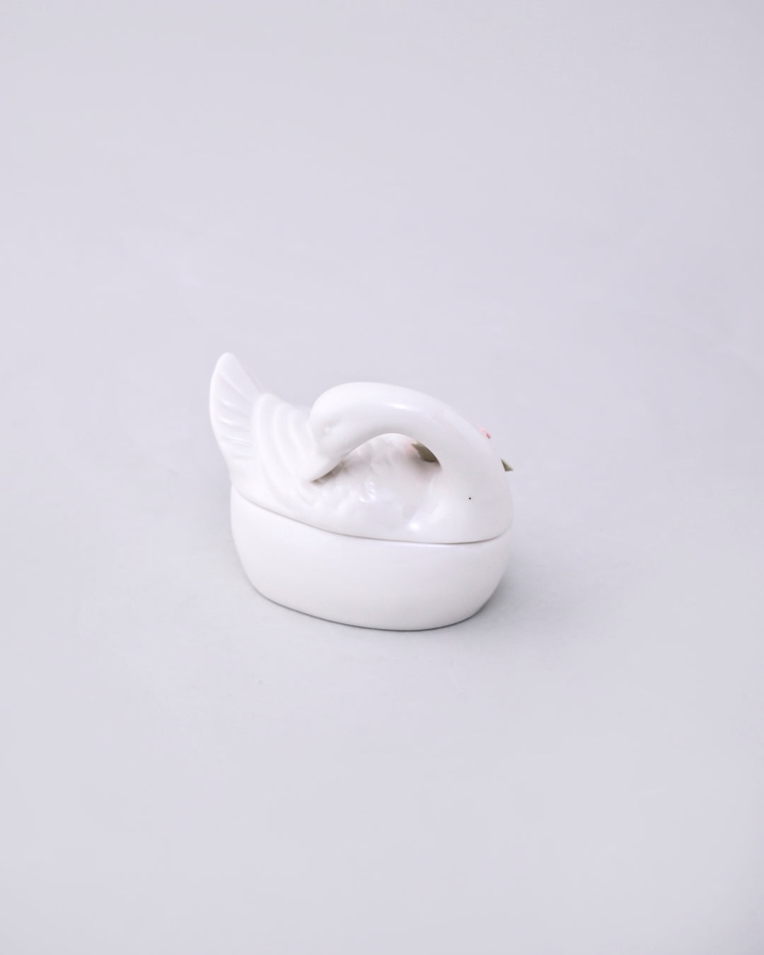 Romantic Swan Trinket Keeper