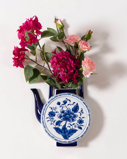 Wall Mounted Planter Kettle: Style 1