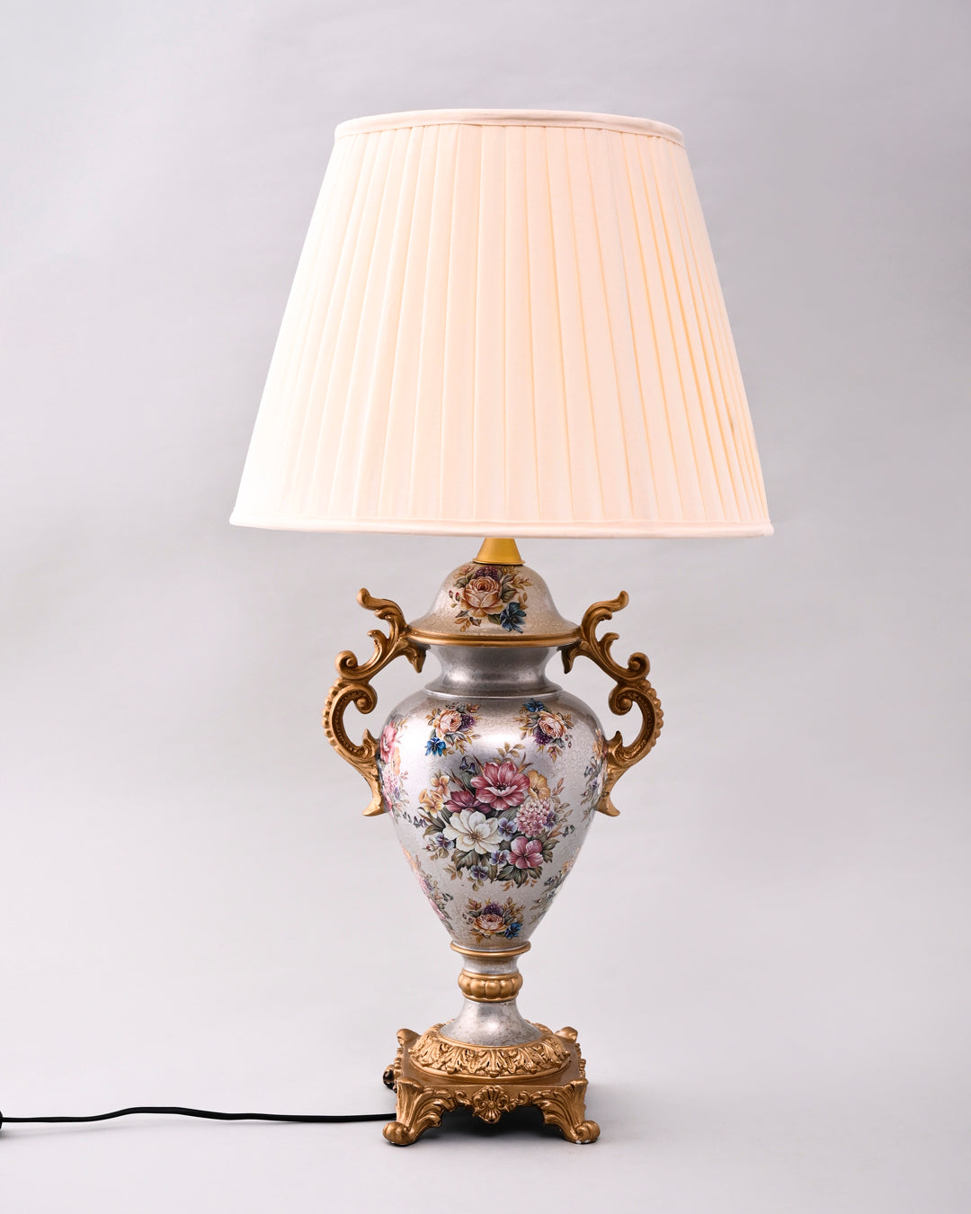 Royal Bloom Heritage Table Lamp