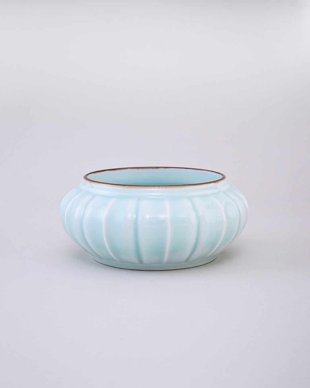 Scalloped Celadon Glaze Decorative Urli Bowl