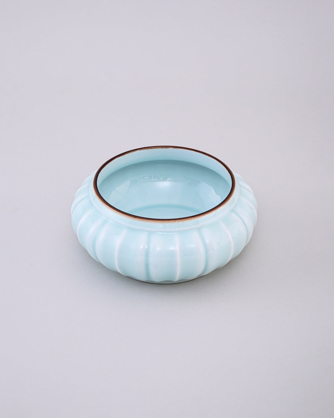 Scalloped Celadon Glaze Decorative Urli Bowl