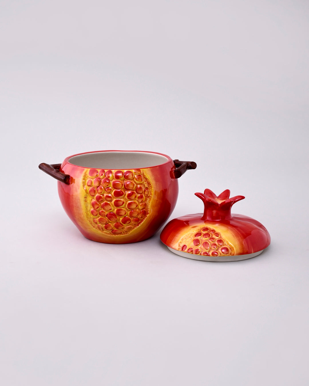 Pomegranate Ceramic Casserole With Lid - 3.5 Ltr