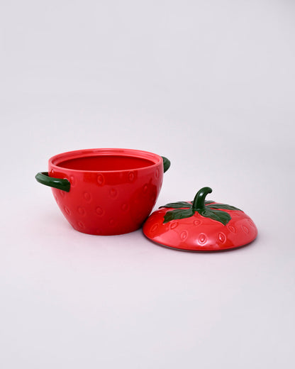 Strawberry Delight Casserole With Lid - 2.5 Ltr