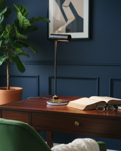 Linear Beam Table Lamp