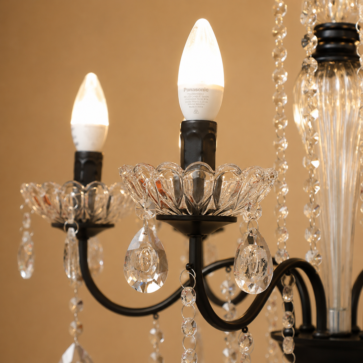 Royal Crystal Glow Chandelier For Home & Home Decoration Item