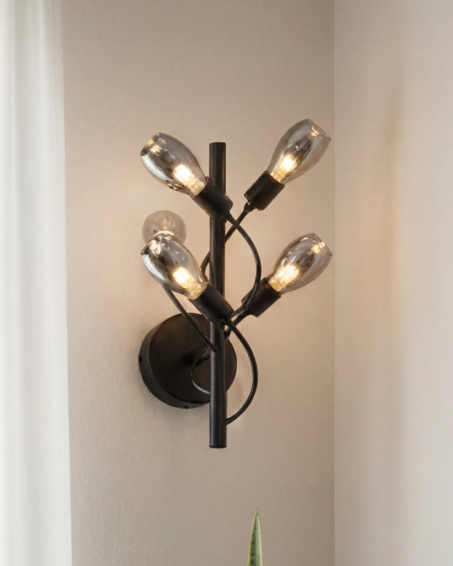 Branvora Glow Wall Light