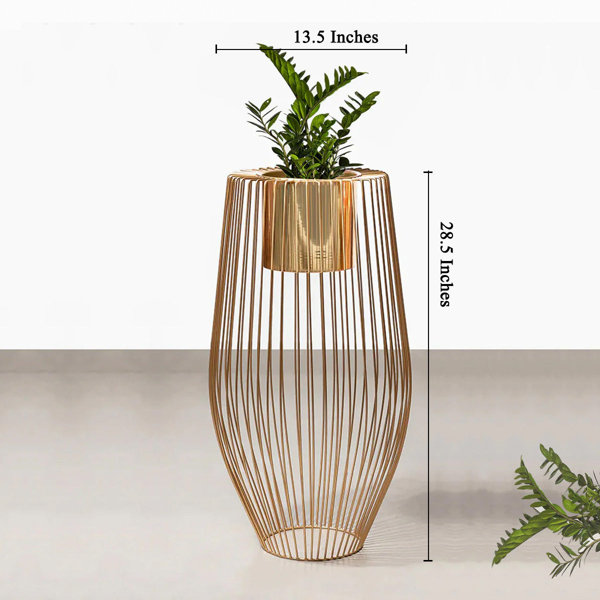Euphoric Earth Planters - Medium - Gold