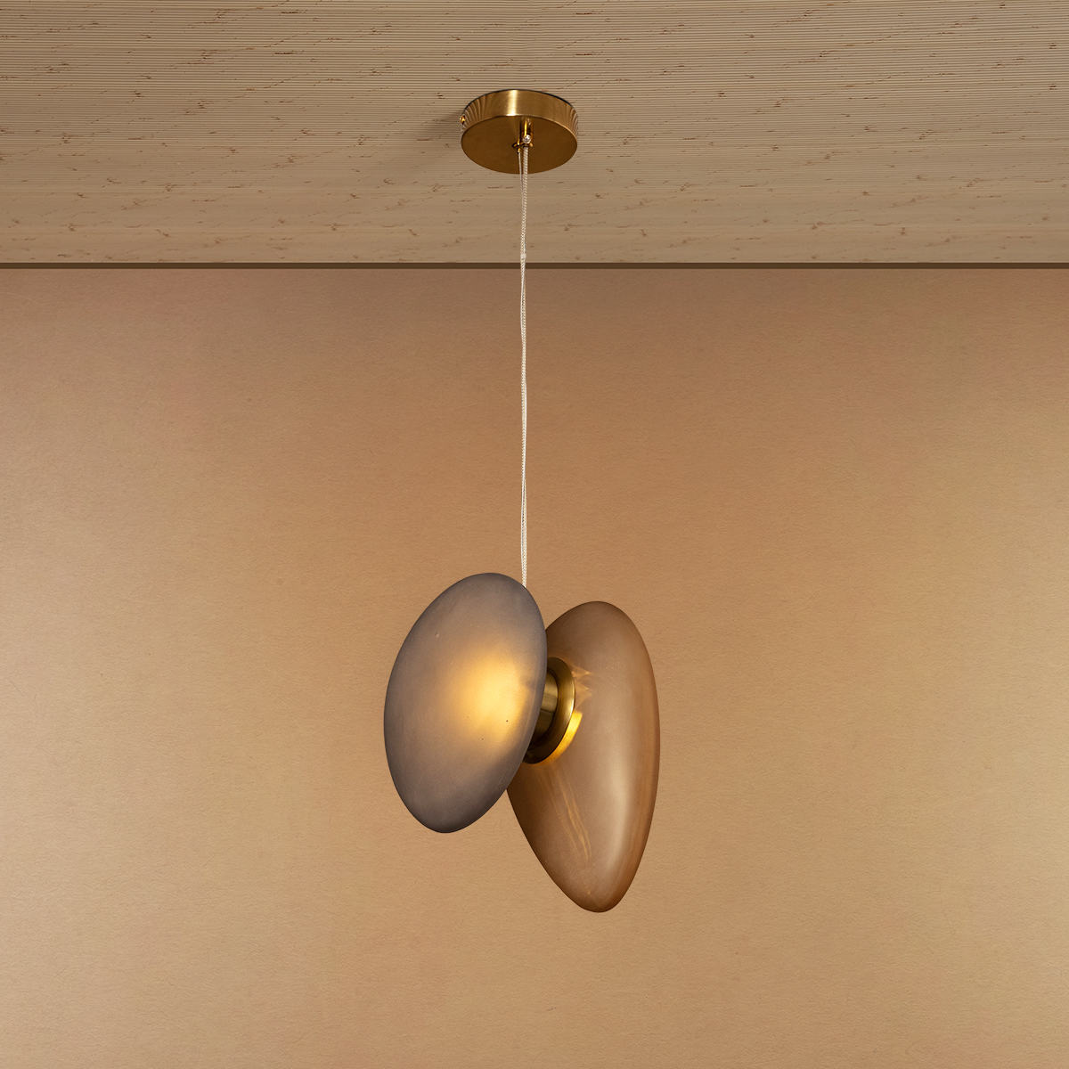 Eclipse Pebble Pendant Light For Living Room & Home Decoration item