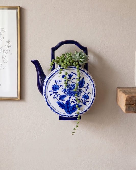 Wall Mounted Planter Kettle: Style 1