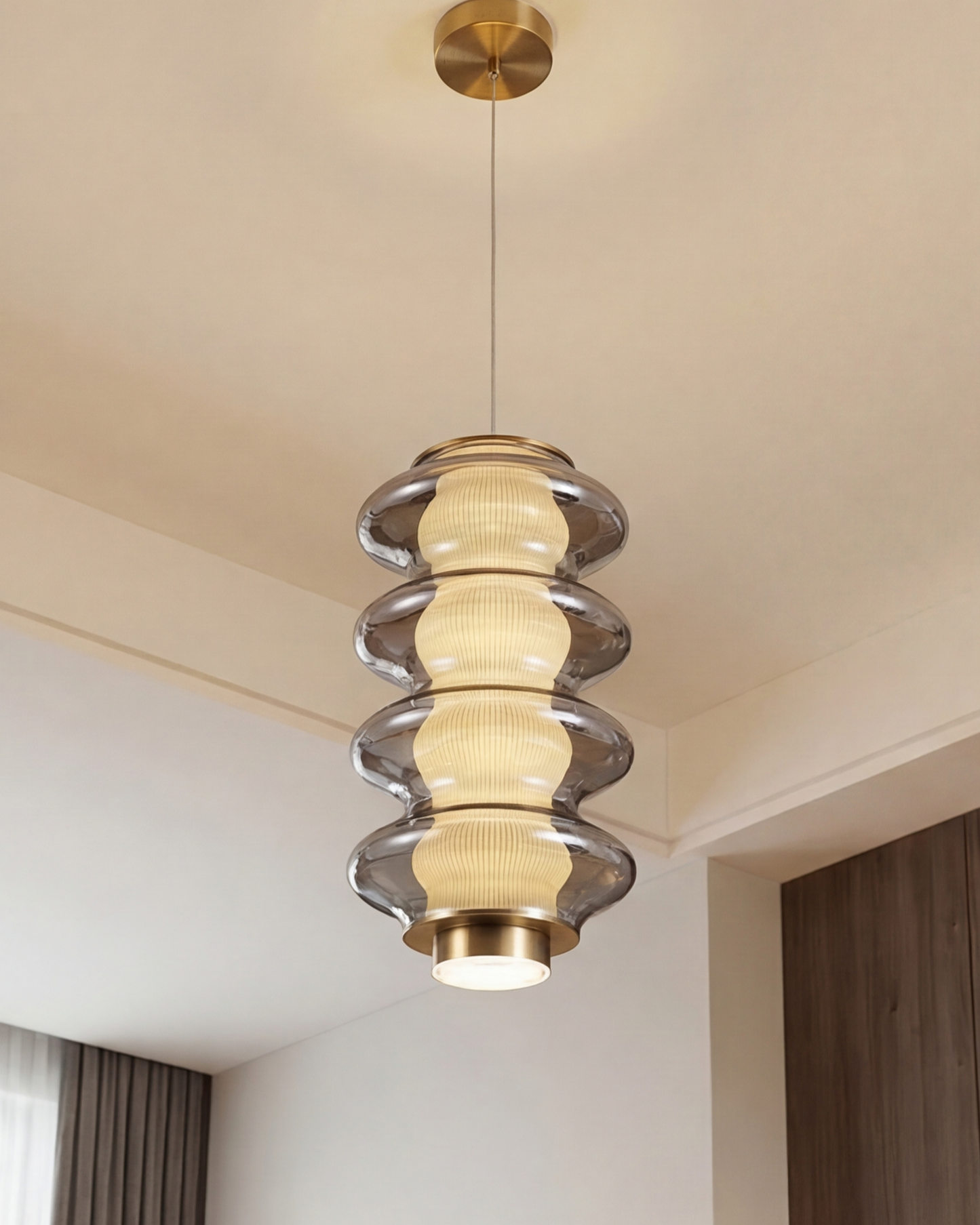 Ripple Glass Tower Pendant Light - Smoke