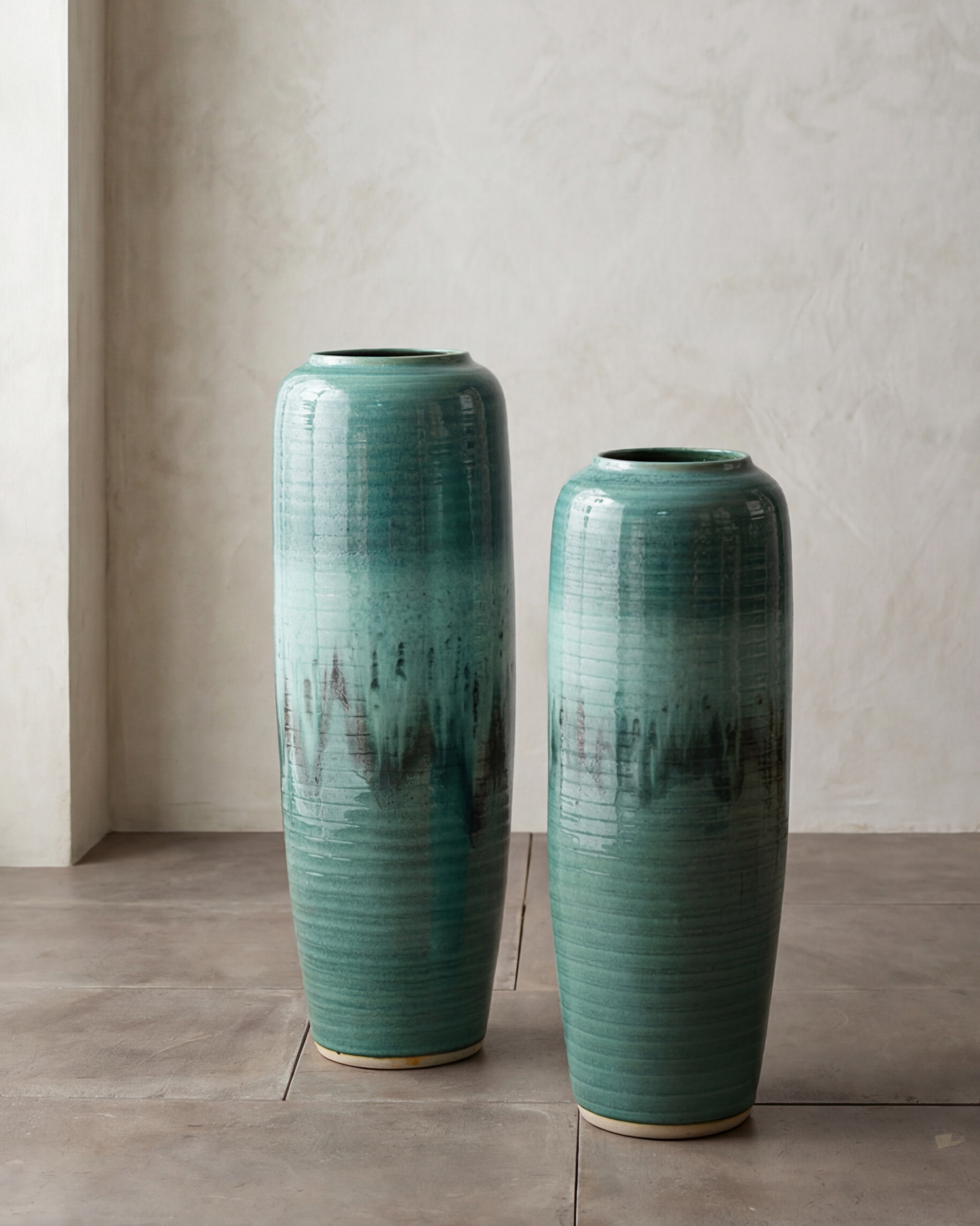 Deep Emerald Textured Floor Vase - Large