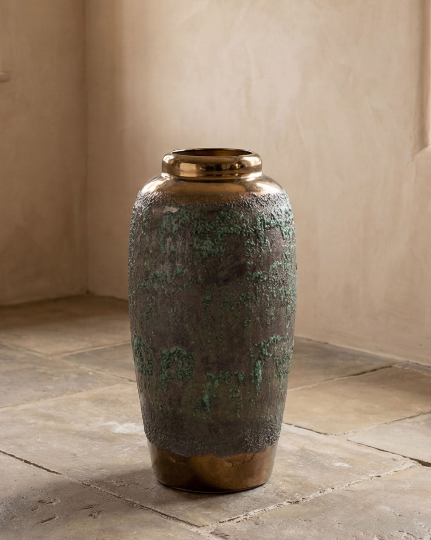 Obsidian Moss Floor Vase - Medium
