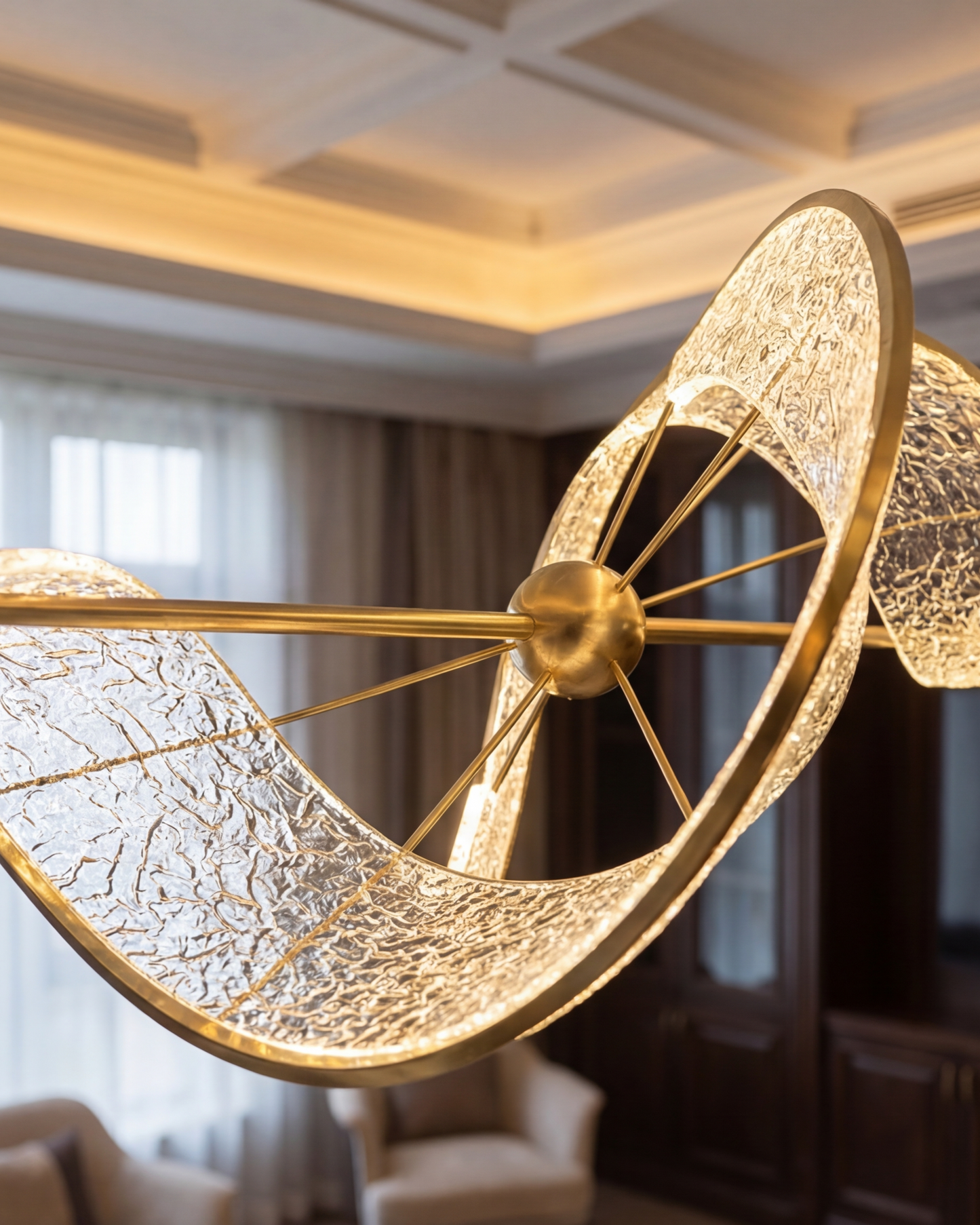 Spiral Crystal Wave Pendant Light